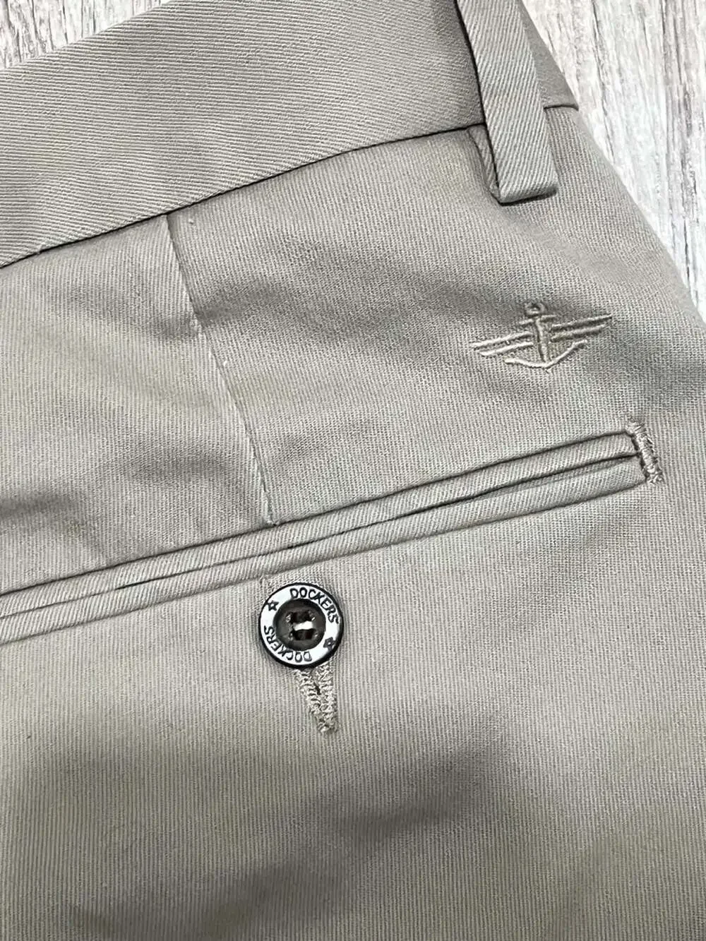 Dockers Men's Slim Fit Chino Pants  Size 29x32